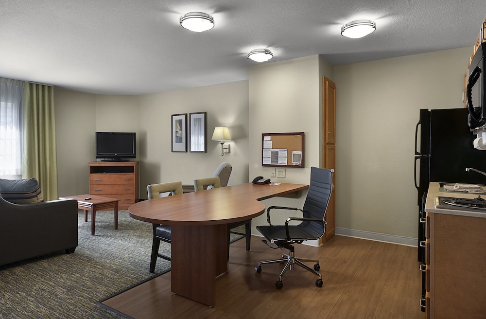 Candlewood Suites Savannah Airport 44/58