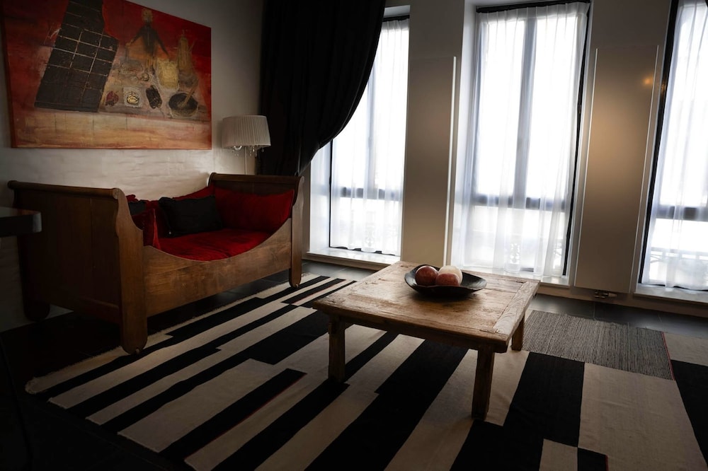Hotel Colvenier 36/50