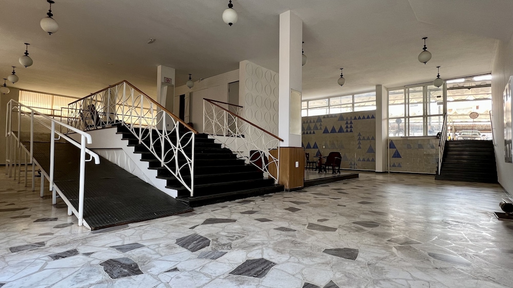 Hotel Uirapuru 44/50