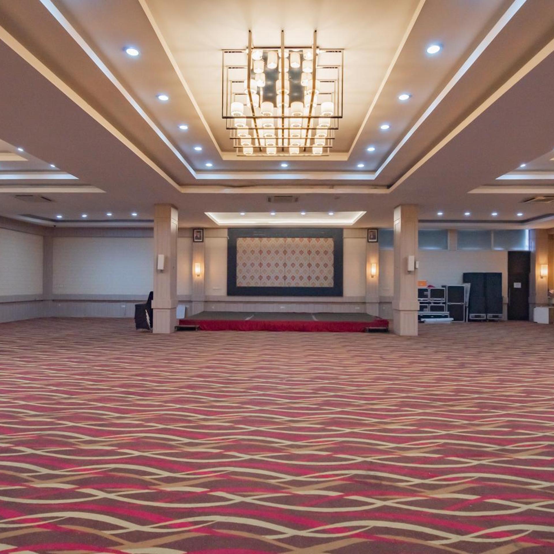 Urbanview Hotel Newton Riau Bandung 9/55