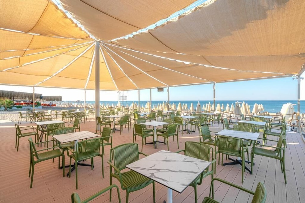 Vox Maris Resort 89/104