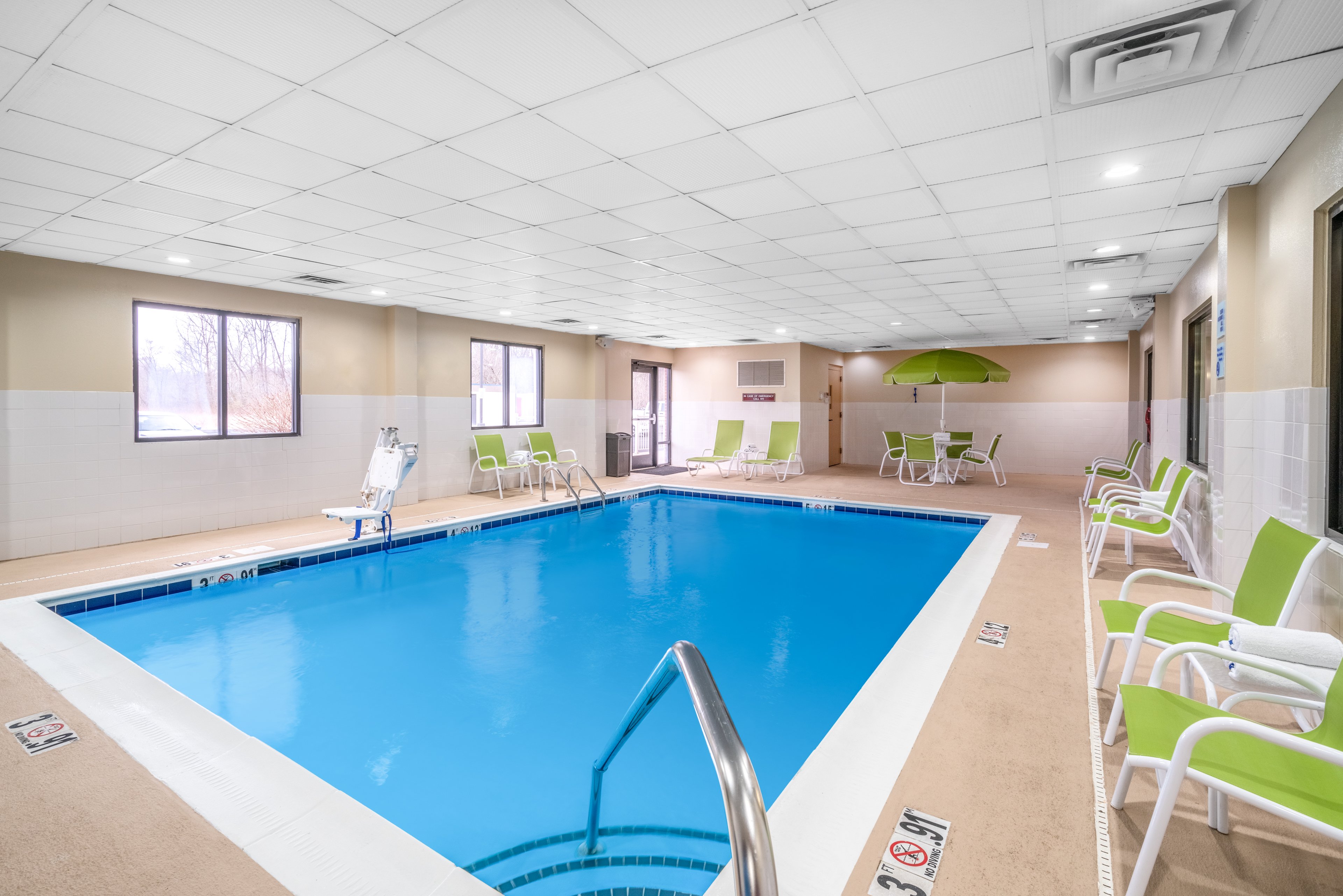 Holiday Inn Express Hotel Suites Ashland 56/56