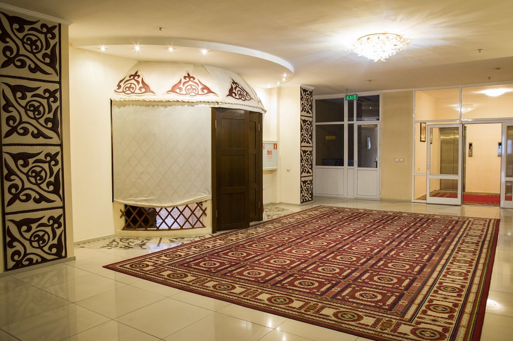 Tengri Hotel 8/61