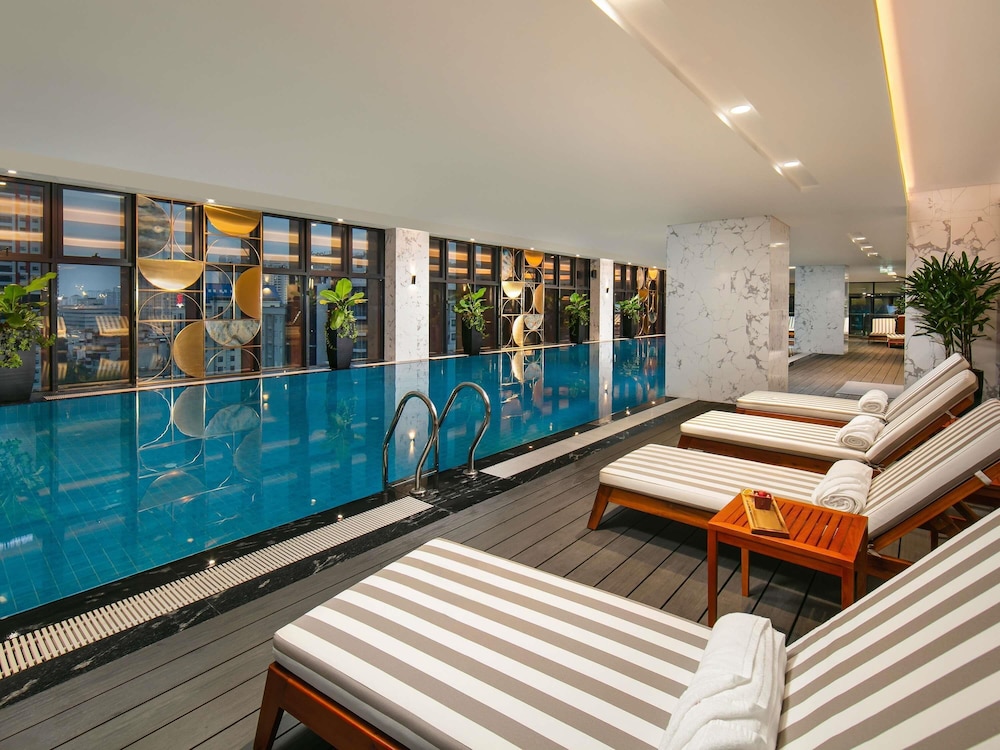 Movenpick Living West Hanoi 88/112