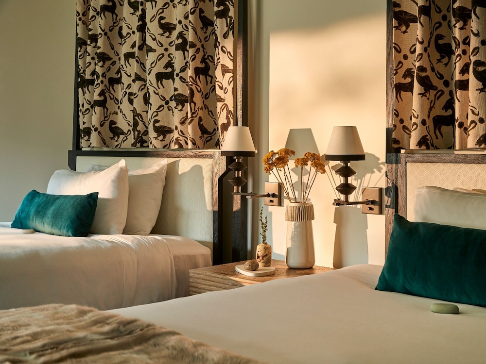 Madeline Hotel And Residences 30/79