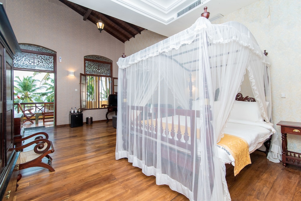 Kabalana Hotel 12/50