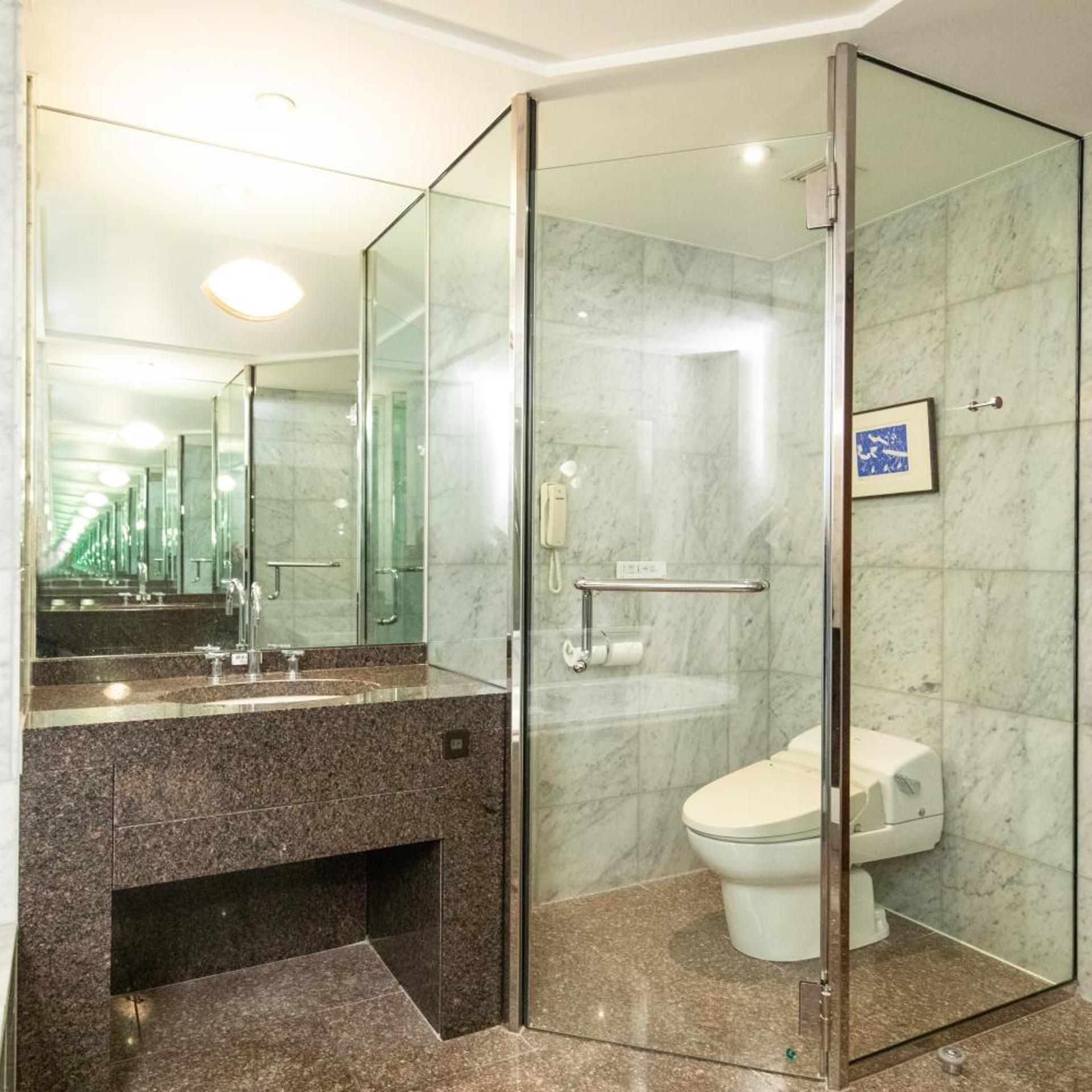 Imperial, Suite، Hotel Nikko Oita Oasis Tower 7/10