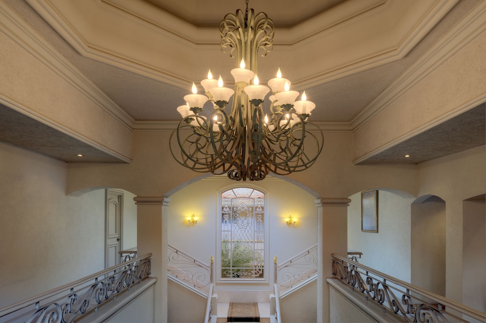 HOTEL AND SUITES QUINTA MAGNA 20/34