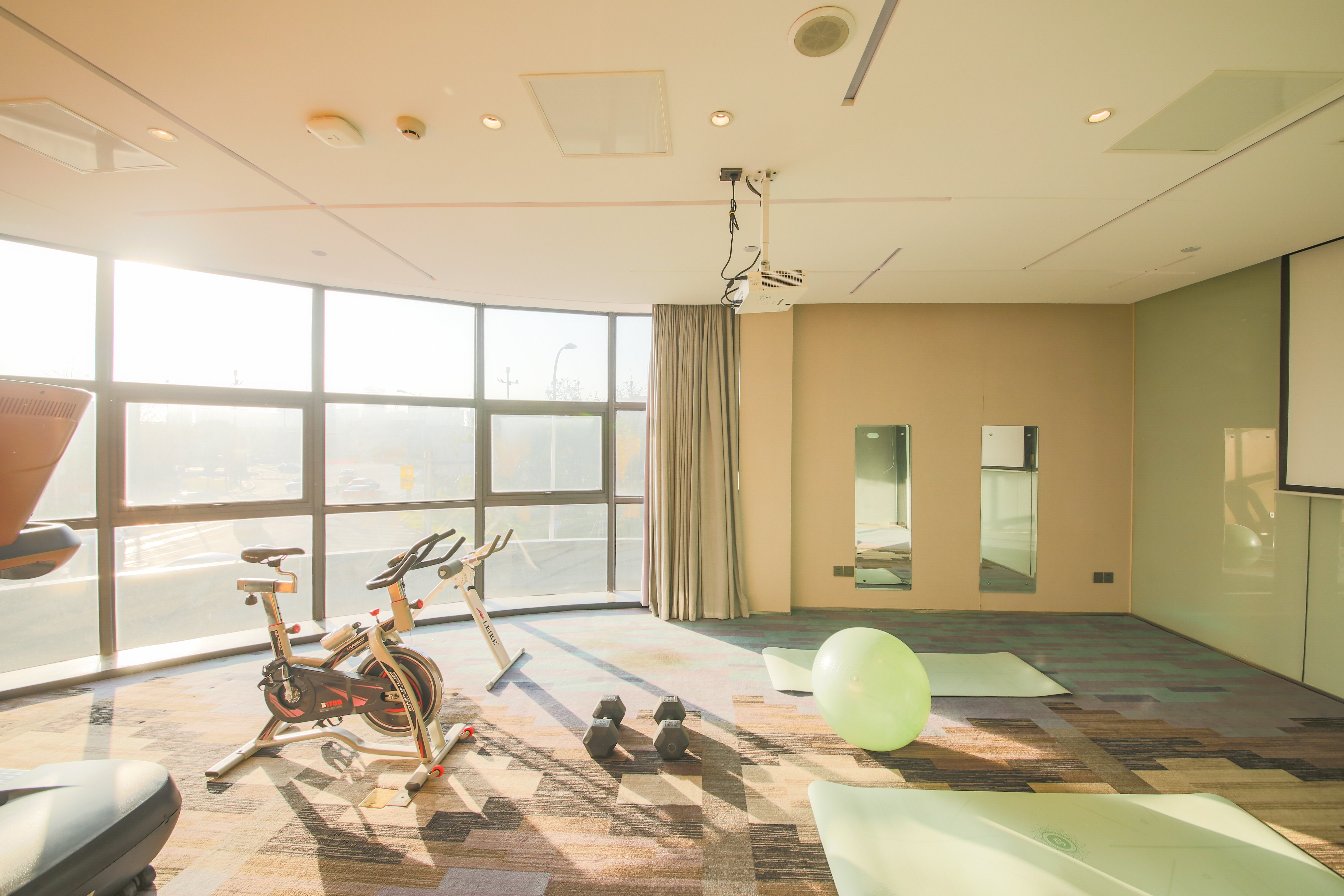 Holiday Inn Express Shaoxing Paojiang 13/29
