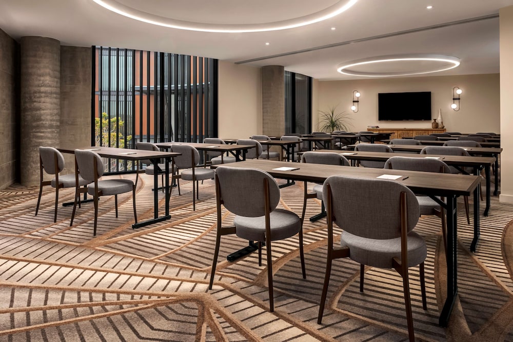 Alila Marea Beach Resort Encinitas 33/39