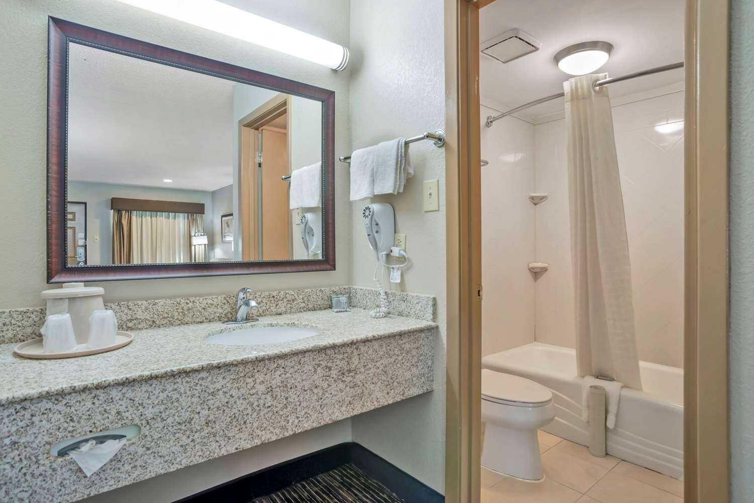 غرفة بسرير كينج، Best Western Vicksburg 4/4