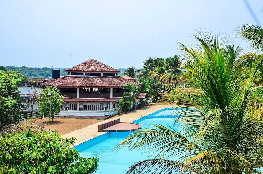 INDISMART WOODBOURNE RESORT 46/50