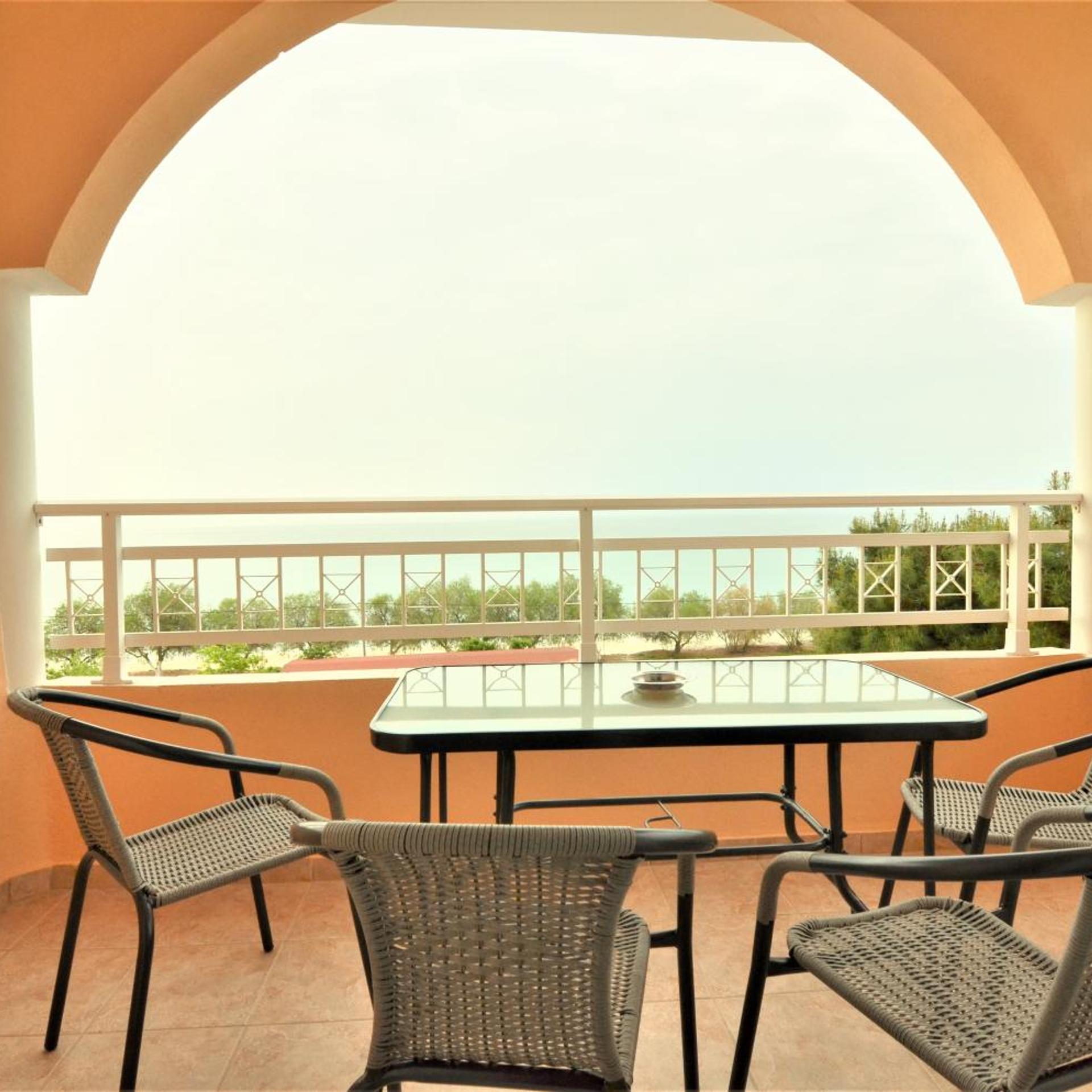 Grand Beach Hotel 49/67