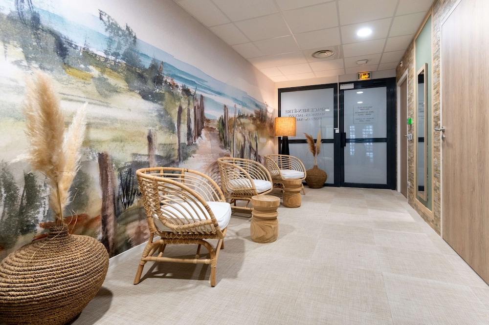 Kyriad Prestige Residence Cabourg - Dives-Sur-Mer 32/47