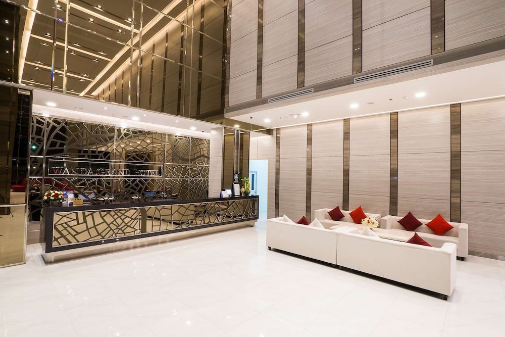 Best Western Plus Wanda Grand Hotel 8/62