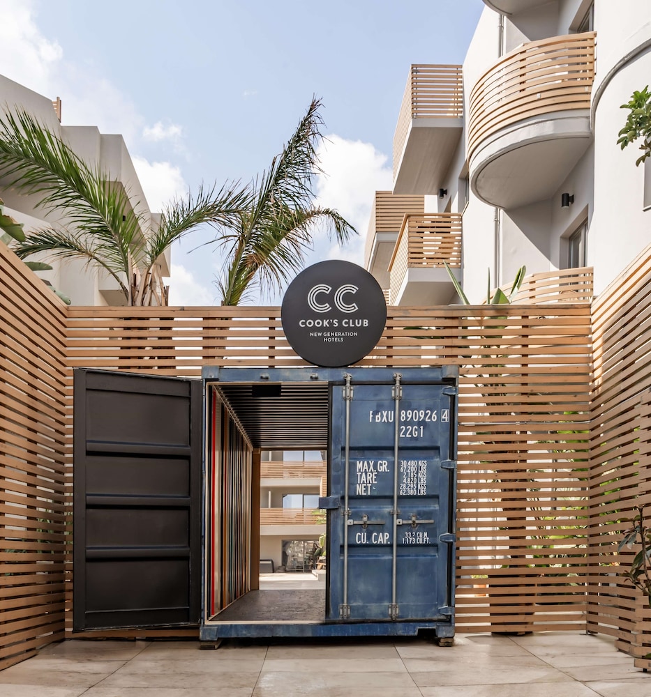 Cooks Club Hersonissos - Adults Only 43/50