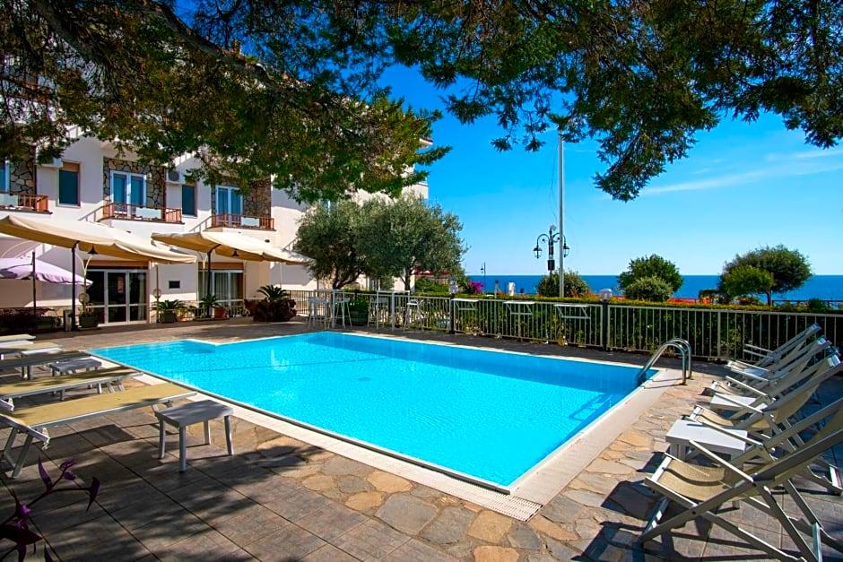 HOTEL CALANCA 39/45