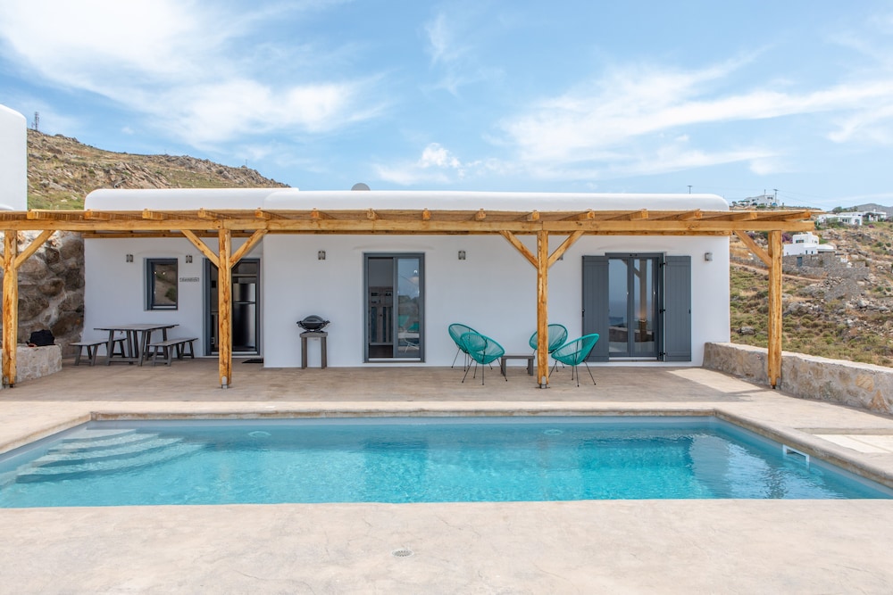 Mikri Villas 45/49