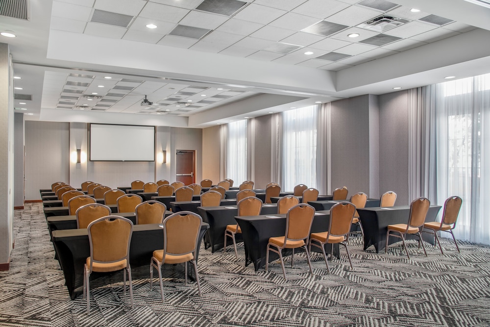 Hyatt Place Riverside Downtown 51/60