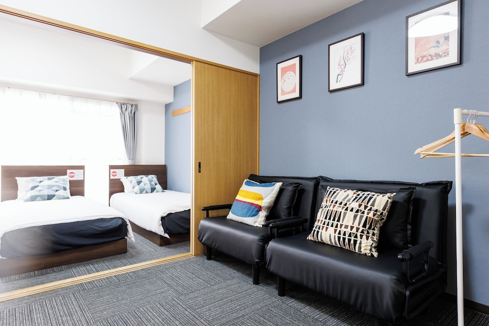 Grande Famille Shimanouchi Dotombori Condo 34/50