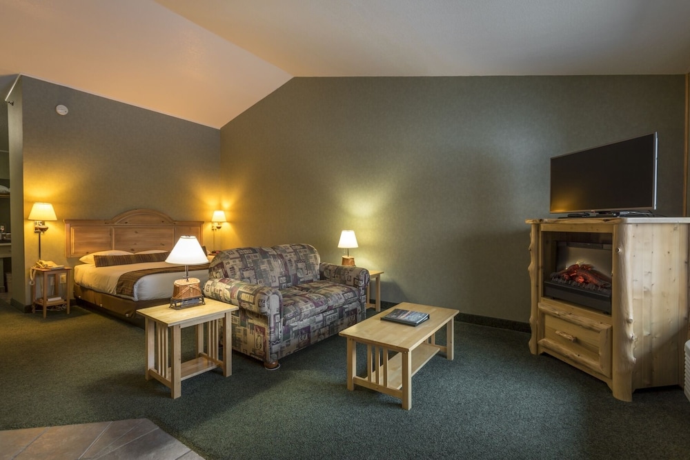 Stafford's Crooked River Lodge & Suites 14/41