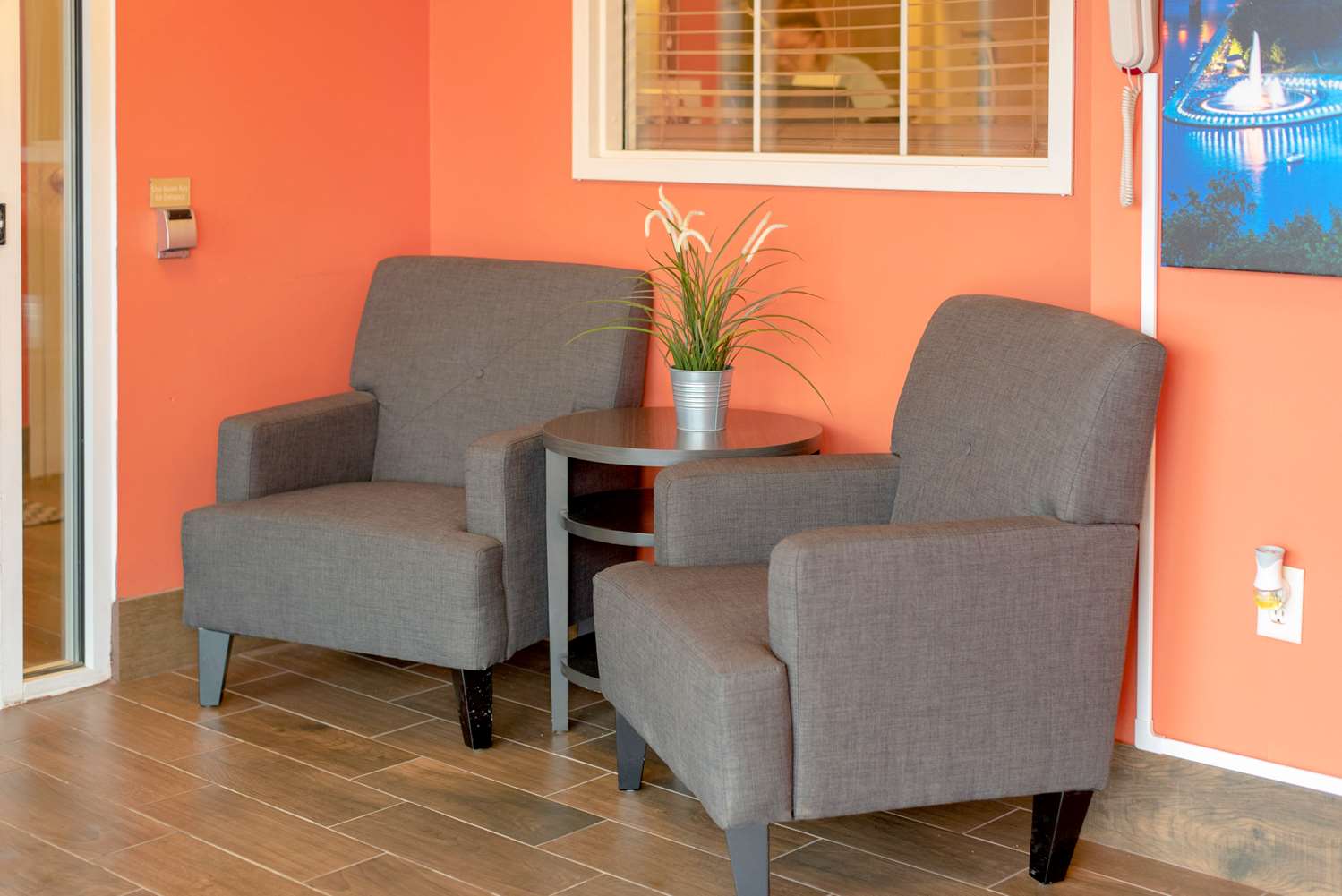 Sonesta Simply Suites Pittsburgh Airport 6/9