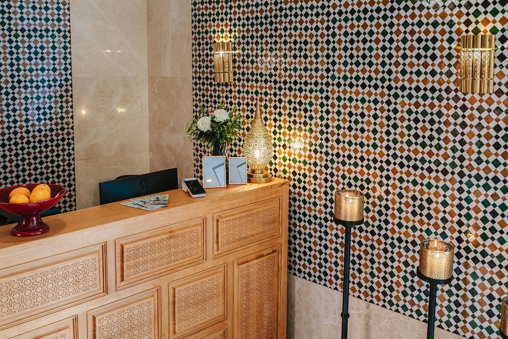 Riad El Noujoum 8/50