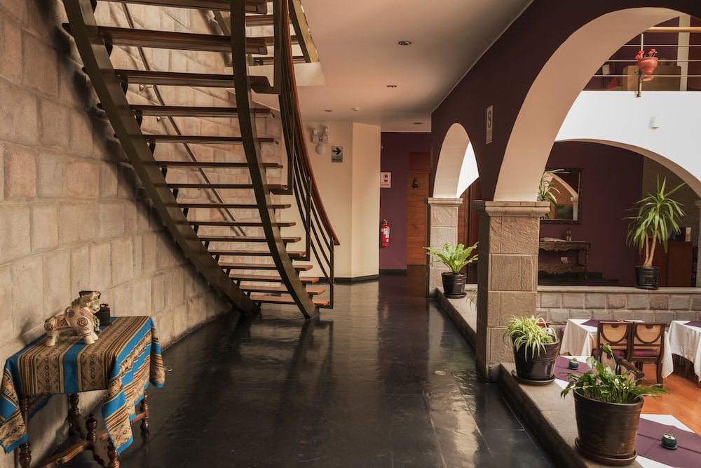 Mamasara Hotel 5/27