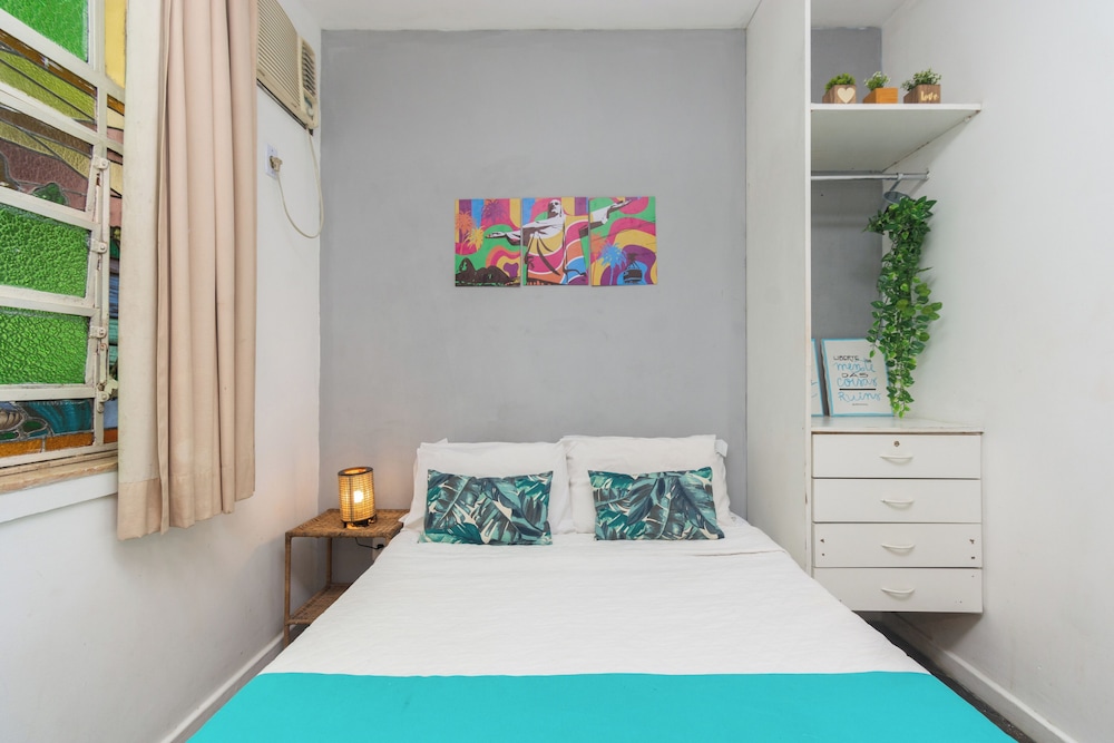STANDARD, TWIN BEDS