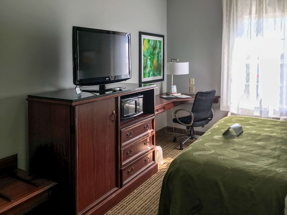 Quality Inn Richmond, KY 17/40