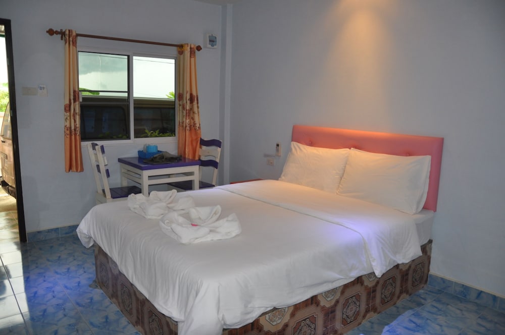 Wattana Hill Resort 14/28