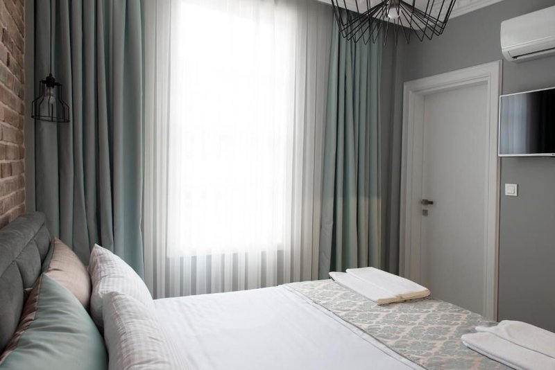 Luna Boutique Hotel 7/19
