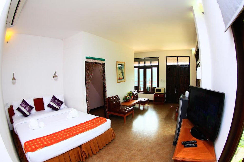 Banana Resort & Spa 6/31