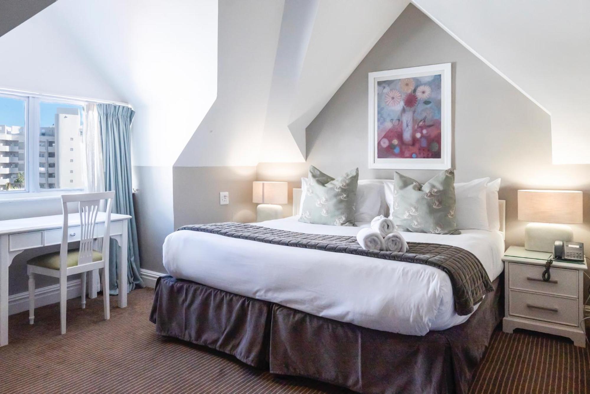 The Bantry Aparthotel 12/50