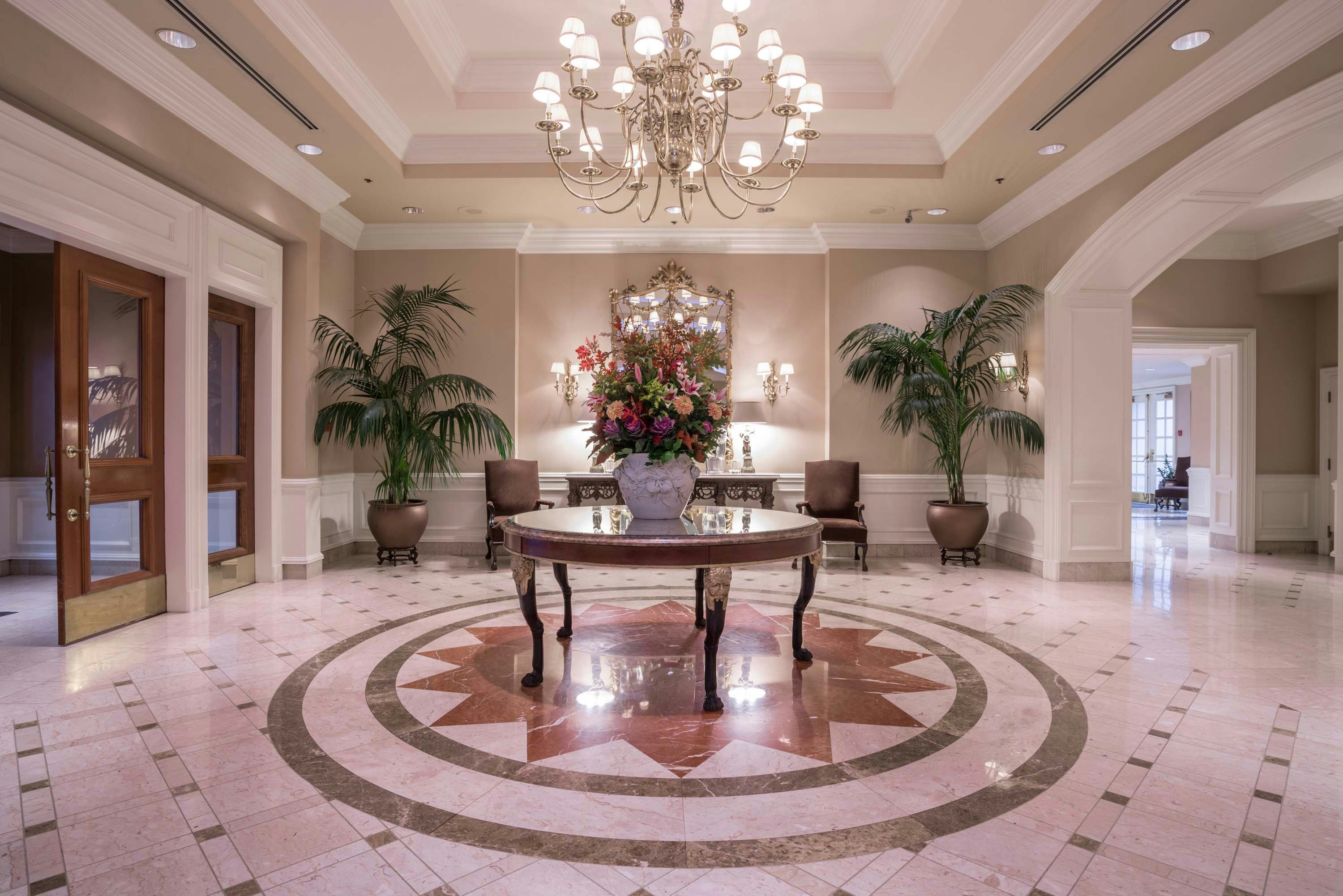 Lobby at La Grande Residence at the Sutton Place Hotel, VANCOUVER - BRITISH COLUMBIA