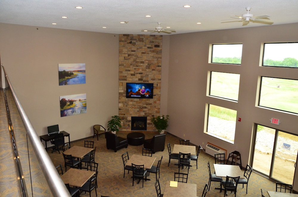 Qube Hotel Polk City 19/39