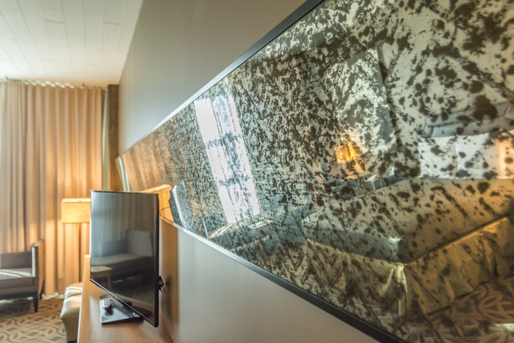 Proximity Hotel 24/71