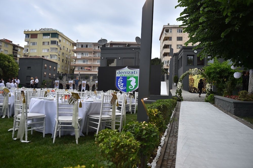 Park 156 Hotel 48/58