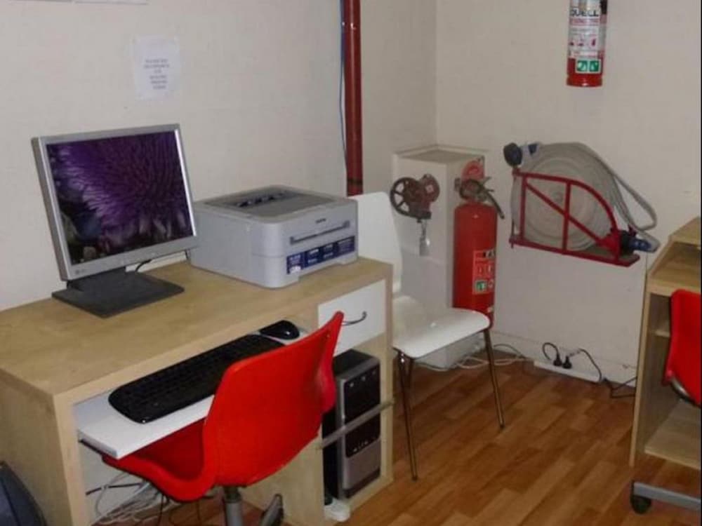 CITY CENTRE BUDGET HOTEL 31/35