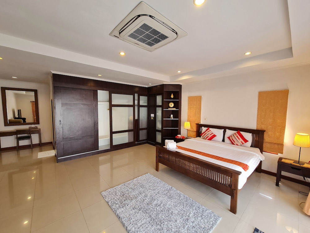 Thiva Pool Villa Hua Hin 19/68
