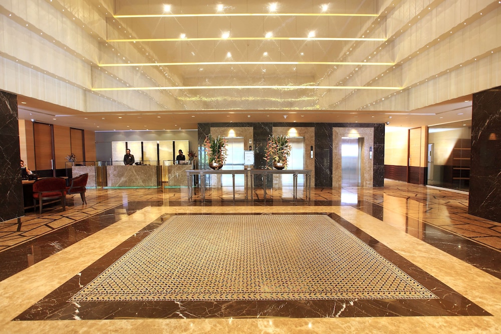 Radisson Blu Hotel Chennai City Centre 15/46