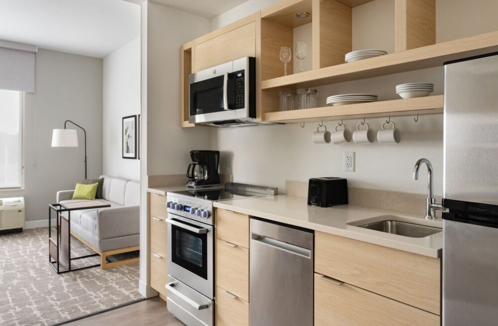Towneplace Suites By Marriott Norfolk 35/35
