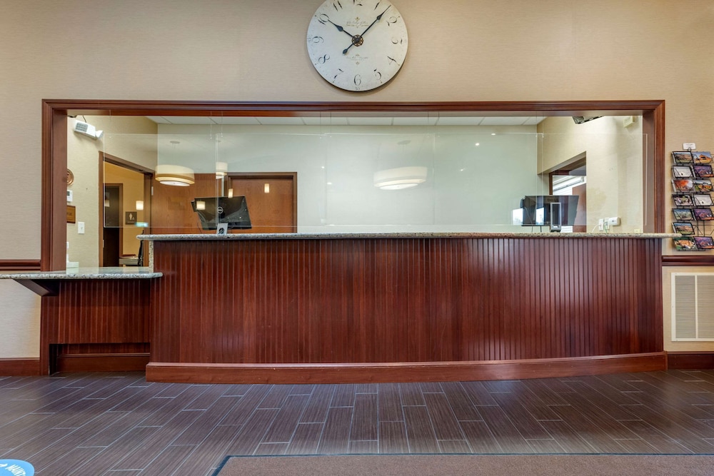 Quality Inn Dover OH 5/42