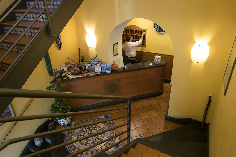 Hotel Potenza 5/29