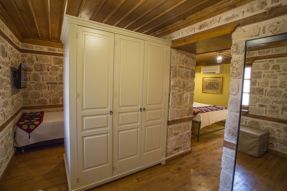 Char Me Boutique Hotel 58/77