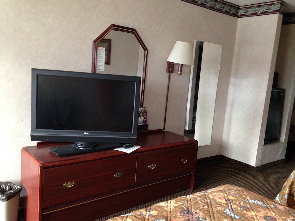 Americas Best Value Inn Suites Clarksdale 24/27