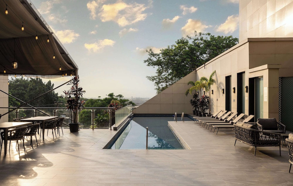 Radisson Blu Lagos Ikeja 69/74