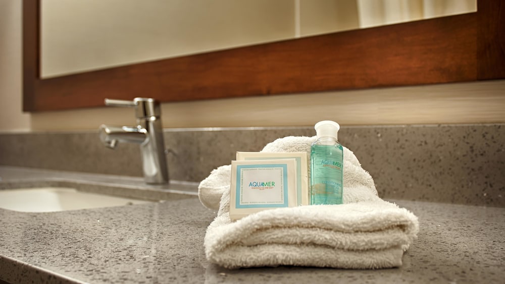 Best Western Elkhart Inn & Suites 14/27