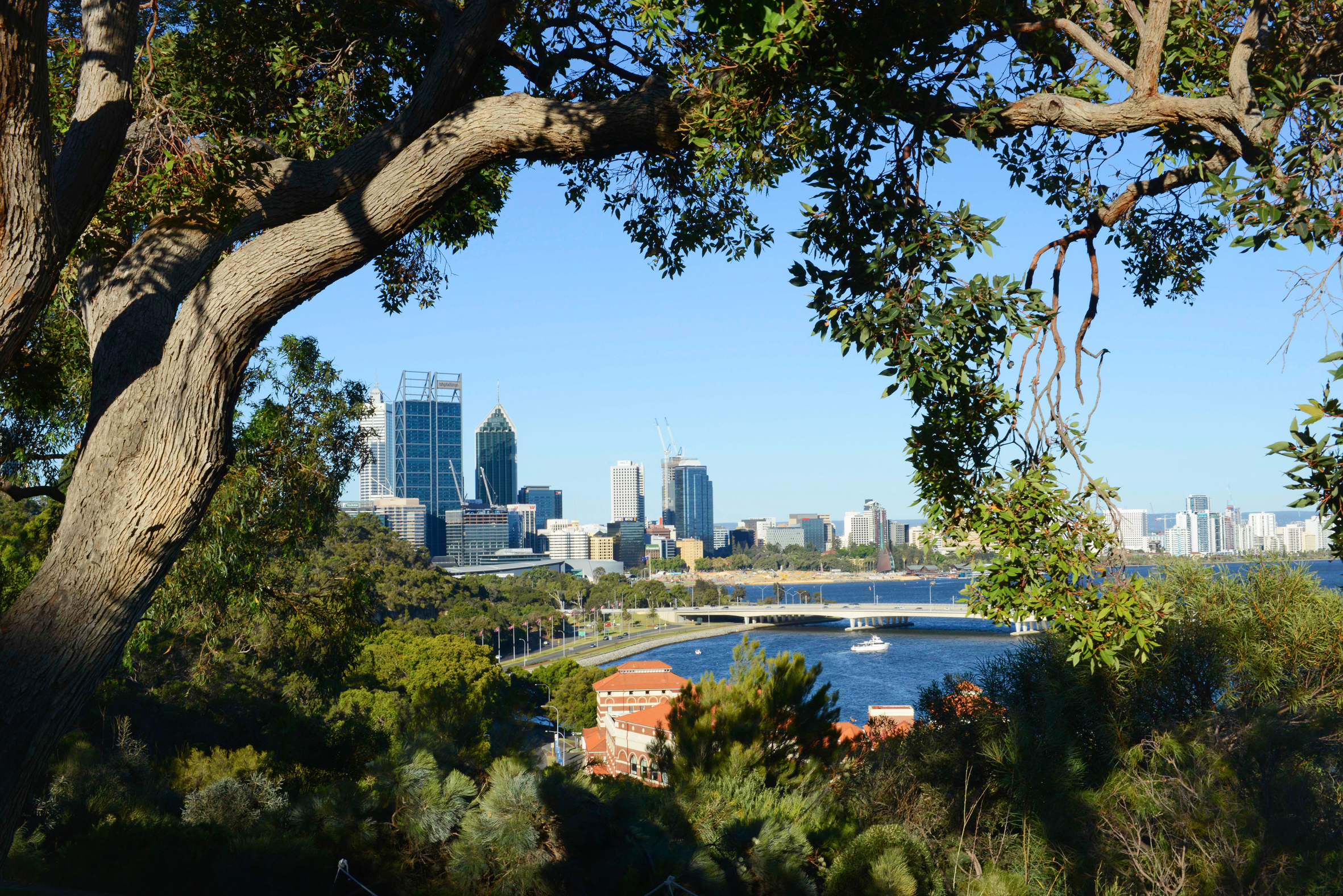 SULLIVANS HOTEL PERTH 20/24