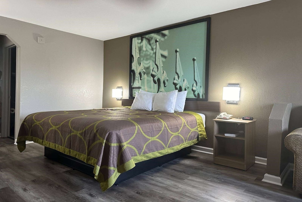 Standard, King Bed